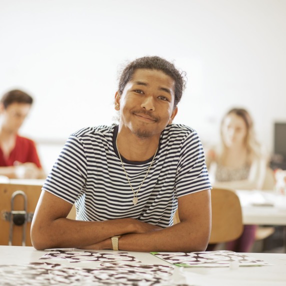 Student in printmaking class